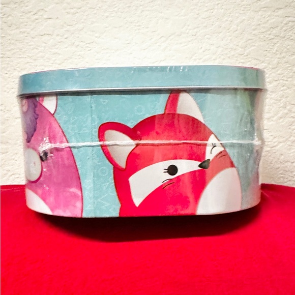Squishmallow BABS the BLUE BIRD COLLECTOR’S TIN NEW UNOPENED - Picture 4 of 5